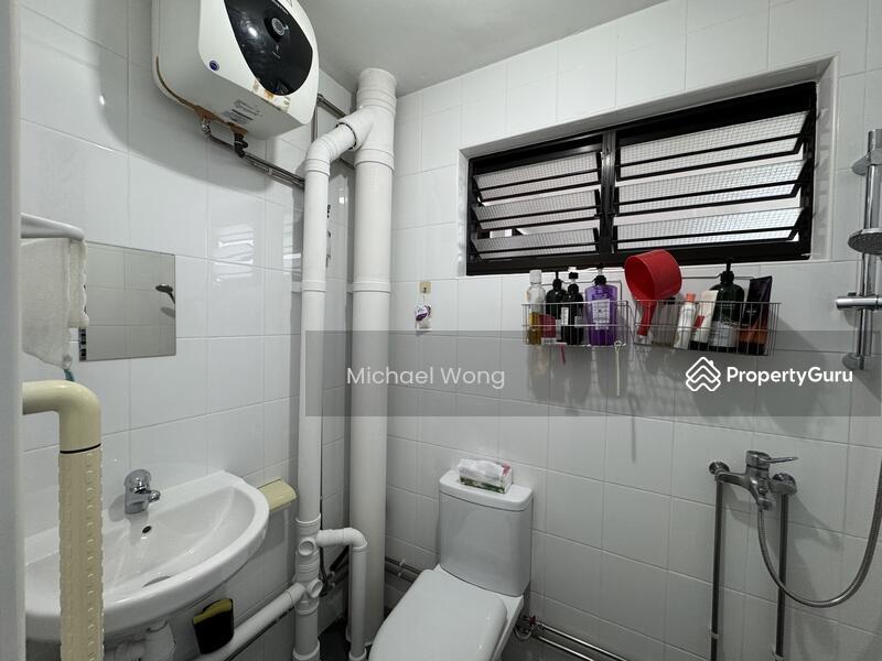 HDB Flat for Sale, 516 Hougang Avenue 10, SGD 598,000 | 99-year lease
