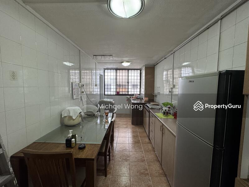 HDB Flat for Sale, 516 Hougang Avenue 10, SGD 598,000 | 99-year lease