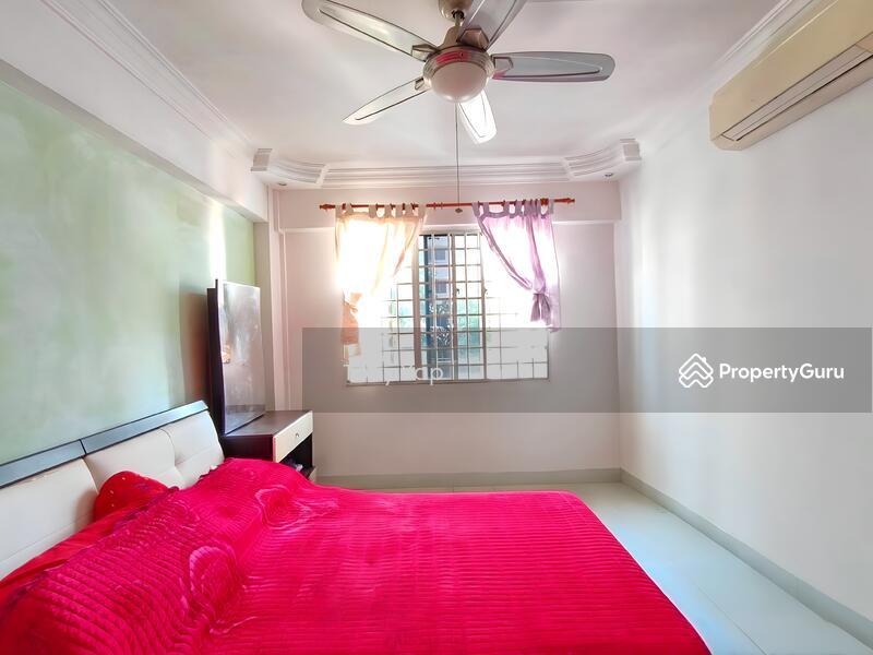 HDB Flat for Sale, 440 Yishun Avenue 11, SGD 478,000 | 99-year lease
