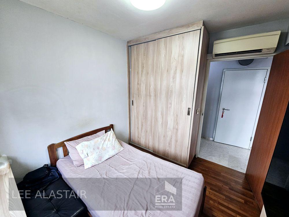 HDB - 2 room for Sale, Edgefield Plains 673A Edgefield Plains, SGD 500,000 | Leasehold
