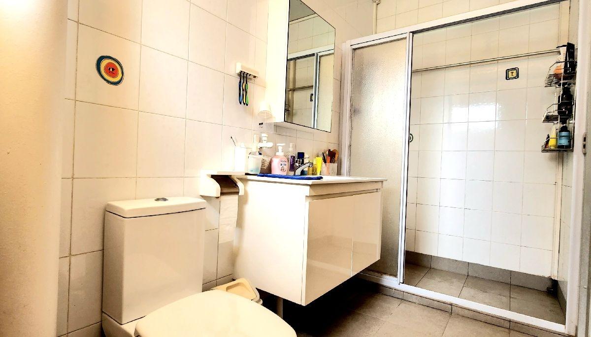 HDB Apartment for Sale: D18, 523856