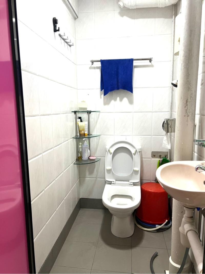 HDB Apartment for Sale, JALAN BUKIT HO SWEE HDB Apartment For Sale, $448,000, 2 Bed 1 Bath 53 sqft $8,453.00 psf, SGD 448,000 | 99-year Leasehold