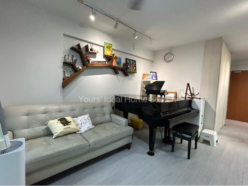 Prop-GPT: HDB Apartment: D16  187B Fengshan GreenVille
