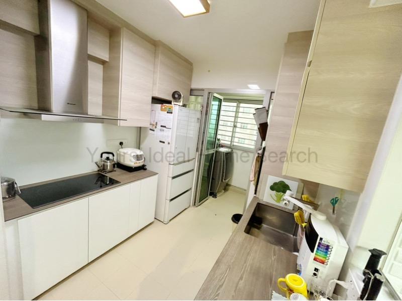 HDB Apartment for Sale, 187B Fengshan GreenVille HDB Apartment For Sale, $850,000, 3 Bed 2 Bath 1,001 sqft $849.00 psf, SGD 850,000 | 99-year Leasehold