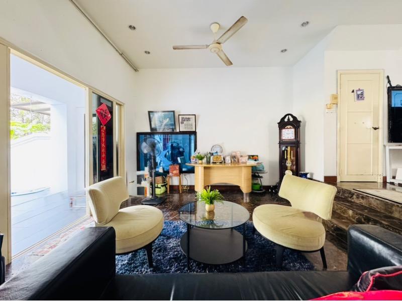 Corner Terrace for Sale, Park Villas Corner Terrace For Sale, $3,300,000, 4 Bed 4 Bath 4,225 sqft $1,387.00 psf, SGD 3,300,000 | 99-year Leasehold