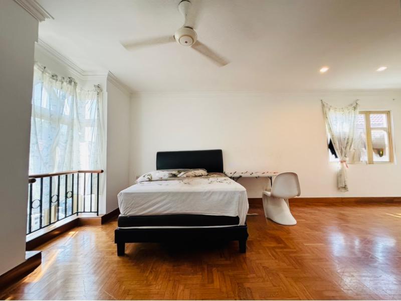 Corner Terrace for Sale, Park Villas Corner Terrace For Sale, $3,300,000, 4 Bed 4 Bath 4,225 sqft $1,387.00 psf, SGD 3,300,000 | 99-year Leasehold