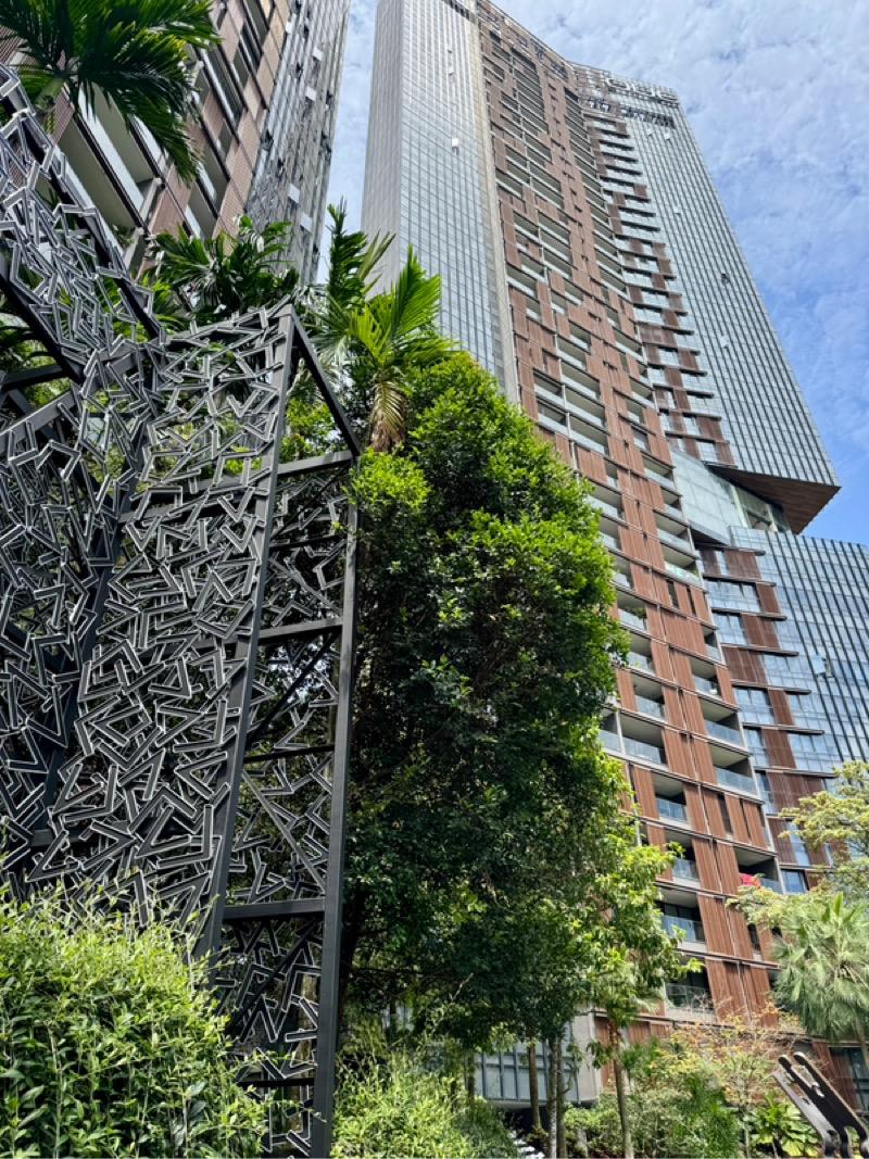Condominium for Sale, OUE Twin Peaks Condominium For Sale, $3,980,000, 3 Bed 3 Bath 1,604 sqft $2,481.00 psf, SGD 3,980,000 | 99-year Leasehold