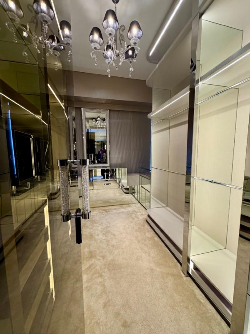 Condominium for Sale, OUE Twin Peaks Condominium For Sale, $3,980,000, 3 Bed 3 Bath 1,604 sqft $2,481.00 psf, SGD 3,980,000 | 99-year Leasehold