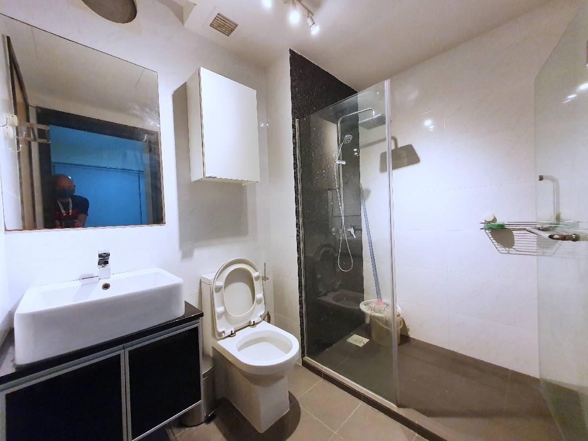 Condominium for Sale: D19, 548178