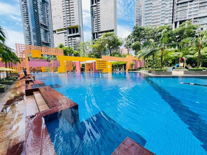 Condominium for Sale, Tanglin View Condominium For Sale, $2,398,000, 3 Bed 3 Bath 1,249 sqft $1,920.00 psf, SGD 2,398,000 | 99-year Leasehold