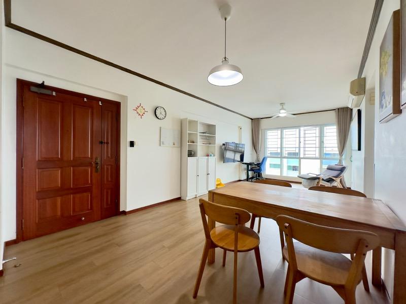 Prop-GPT: Condominium: D19  Evergreen Park