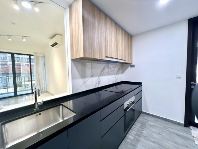 Prop-GPT: Condominium: D05  The Verandah Residences Cheap Brand New 3bedder condo