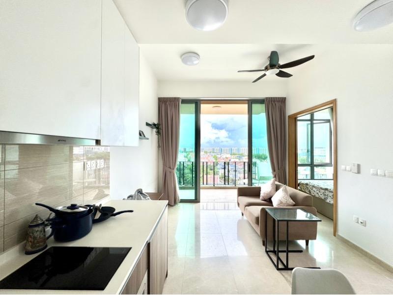 Prop-GPT: Condominium: D16  The Glades
