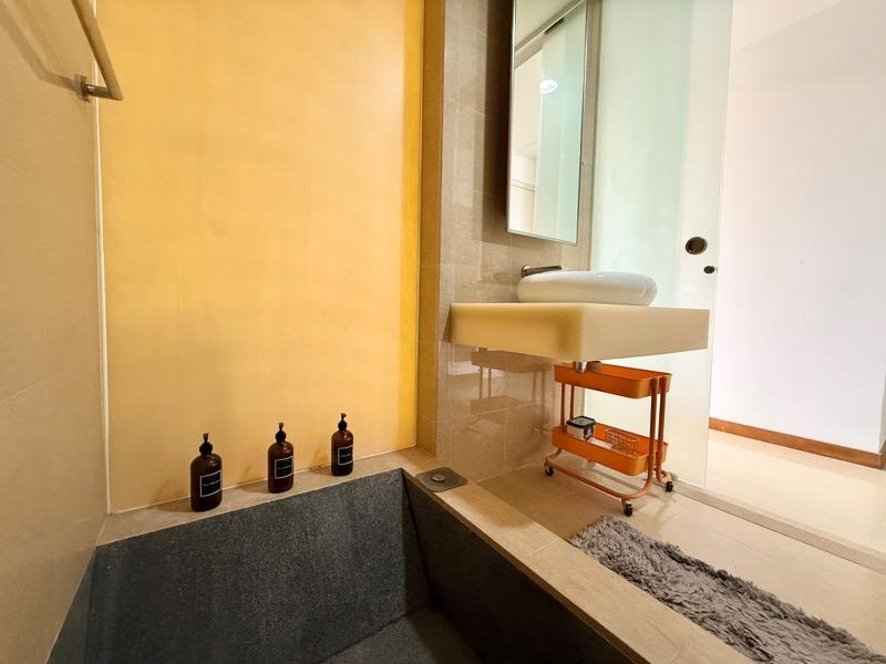 Apartment for Sale, The Clift Apartment For Sale, $1,000,000, 1 Bed 1 Bath 506 sqft $1,976.00 psf, SGD 1,000,000 | 99-year Leasehold