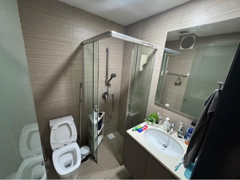 Apartment for Sale, Guillemard Suites Apartment For Sale, $950,000, 2 Bed 2 Bath 495 sqft $1,919.00 psf, SGD 950,000 | Freehold