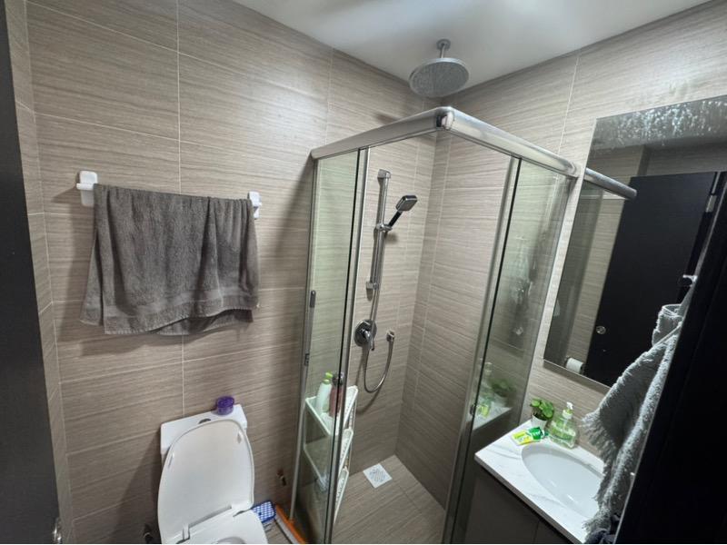 Apartment for Sale, Guillemard Suites Apartment For Sale, $950,000, 2 Bed 2 Bath 495 sqft $1,919.00 psf, SGD 950,000 | Freehold