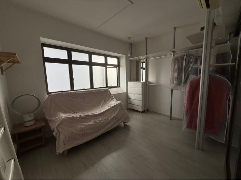 HDB Apartment for Sale, 90 Tanglin Halt Road HDB Apartment For Sale, $810,000, 2 Bed 2 Bath 645 sqft $1,256.00 psf, SGD 810,000 | 99-year Leasehold