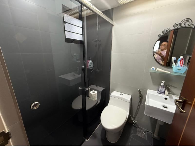 HDB Apartment for Sale, 90 Tanglin Halt Road HDB Apartment For Sale, $810,000, 2 Bed 2 Bath 645 sqft $1,256.00 psf, SGD 810,000 | 99-year Leasehold