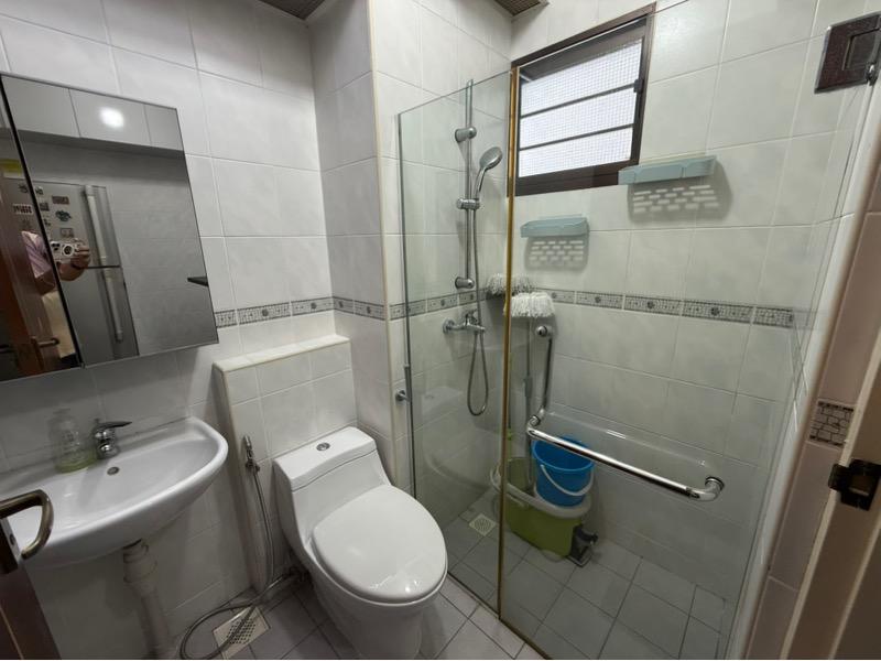 HDB Apartment for Sale, 90 Tanglin Halt Road HDB Apartment For Sale, $810,000, 2 Bed 2 Bath 645 sqft $1,256.00 psf, SGD 810,000 | 99-year Leasehold