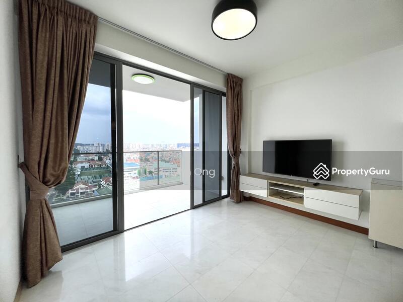 Prop-GPT: Condominium: D15  The Shore Residences