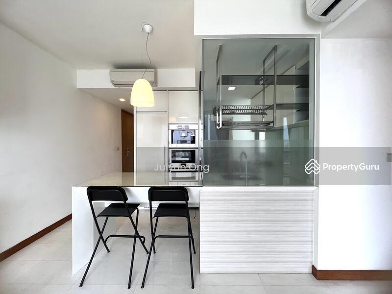 Condominium for Sale, The Shore Residences, SGD 1,960,000 | 103-year lease