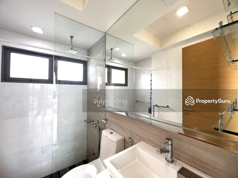 Condominium for Sale, The Shore Residences, SGD 1,960,000 | 103-year lease