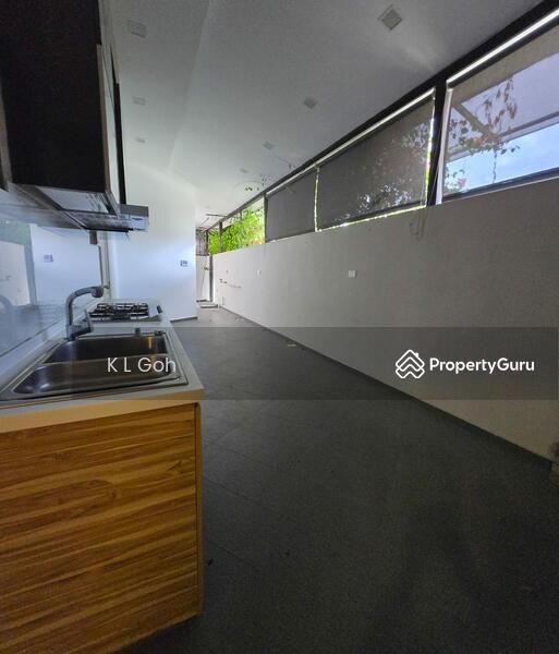 Semi-Detached for Sale, ????Landed7772@3 Storey Semi D With Basement And Lift, Mrt, SGD 6,100,000 | Freehold