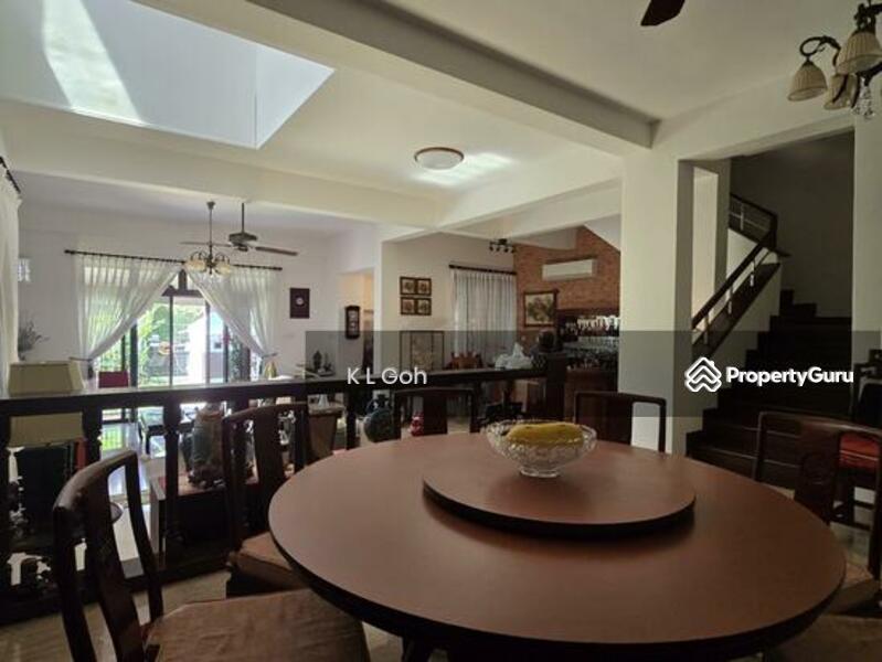 Semi-Detached for Sale, ????Landed7772@Semi D With Privacy And Nice Garden, SGD 8,500,000 | Freehold