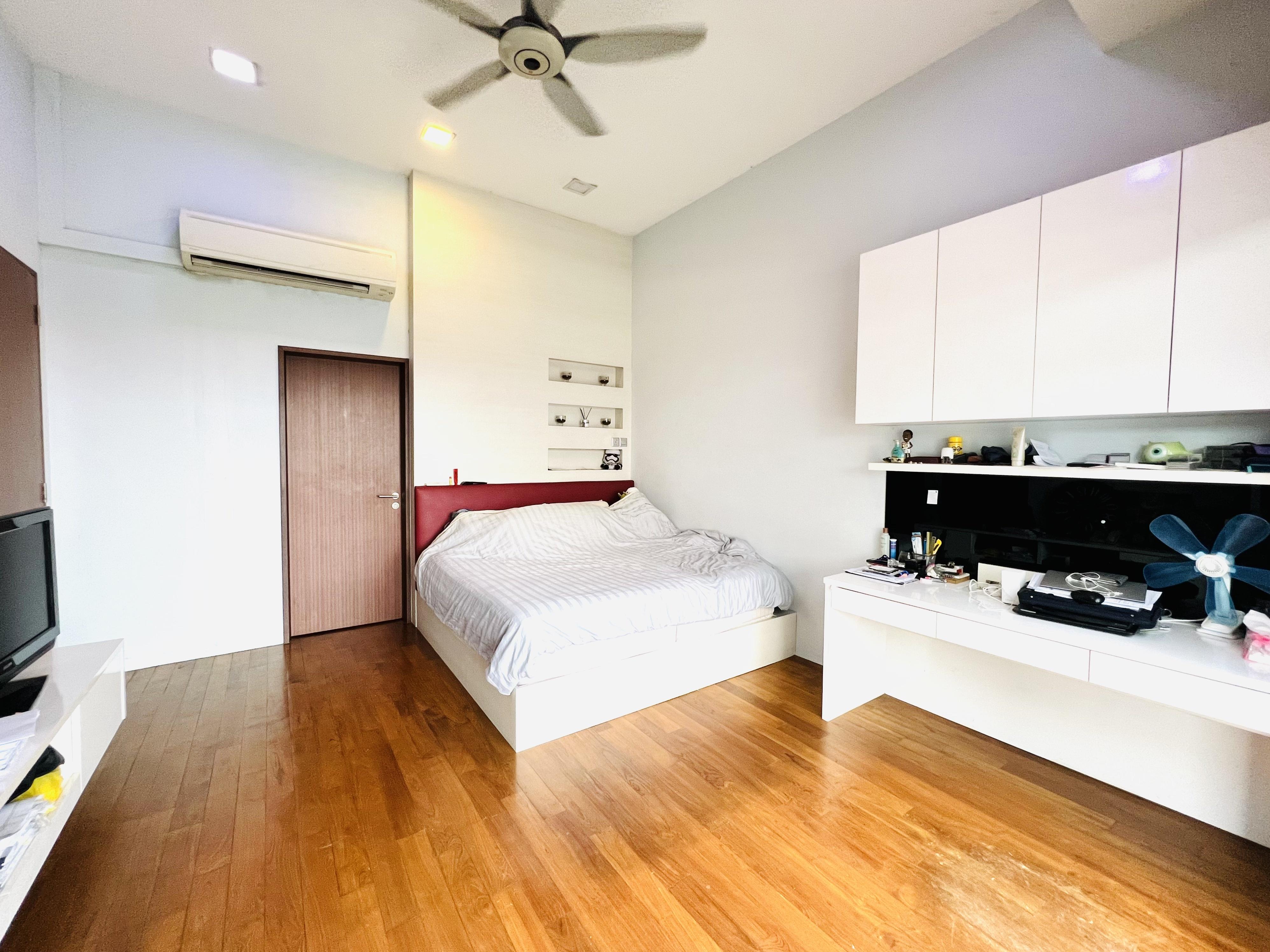 Corner Terrace for Sale, 8 Parking Lots! Huge Corner Terrace near Lorong Chuan MRT, SGD 6,800,000 | Freehold