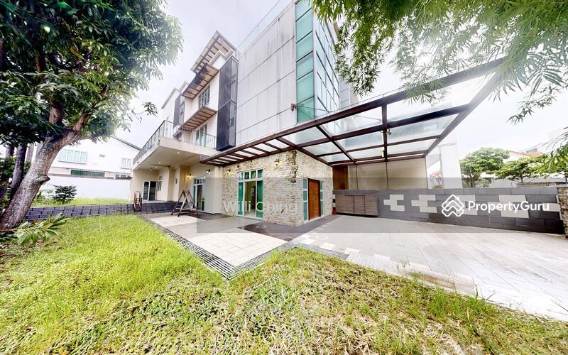 Prop-GPT: Corner Terrace: D19  Huge-Land 3 Storey Corner Terrace within 1km to Maris Stella & PLMGS