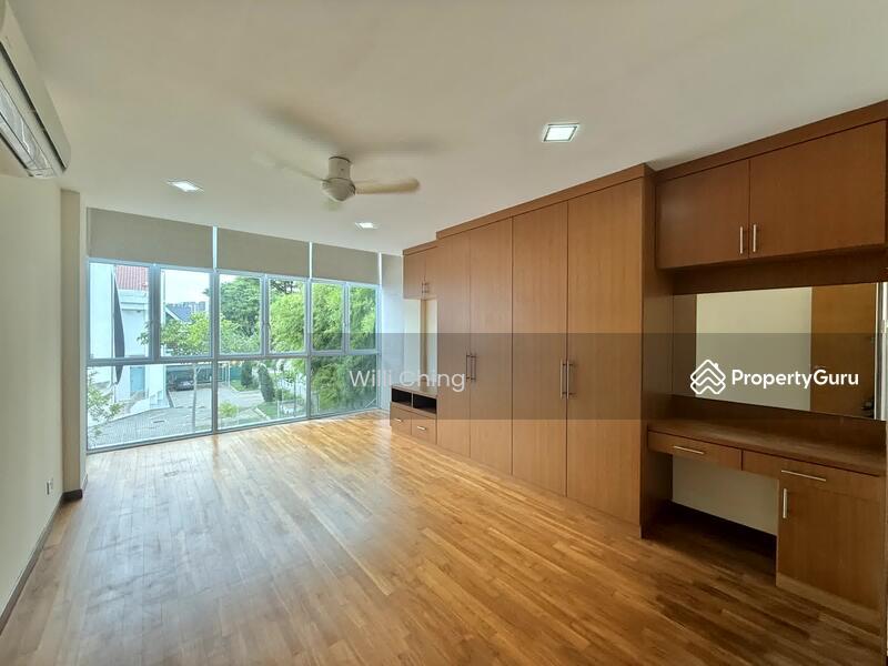Corner Terrace for Sale, Huge-Land 3 Storey Corner Terrace within 1km to Maris Stella & PLMGS, SGD 6,480,000 | Freehold