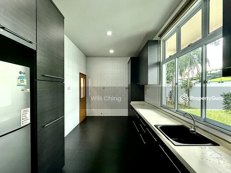 Corner Terrace for Sale, Huge-Land 3 Storey Corner Terrace within 1km to Maris Stella & PLMGS, SGD 6,480,000 | Freehold