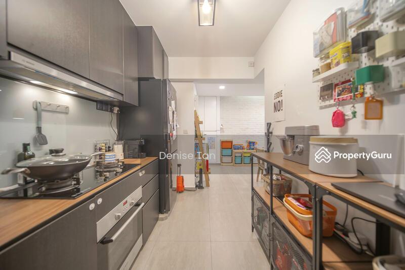 HDB Flat for Sale: Tiong Bahru, D03, 164010
