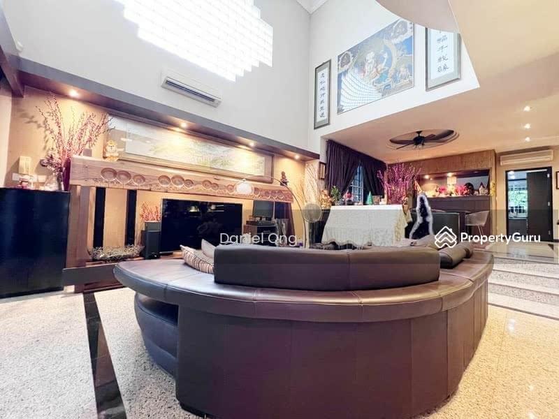 Prop-GPT: Detached: D23 Hillview Galistan Avenue