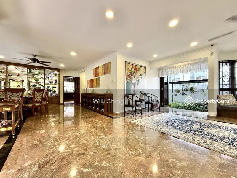 Detached for Sale, Rare 8400sf Beautiful Bungalow Plot with 6 Parking Lots in Dist 10, SGD 19,800,000 | Freehold