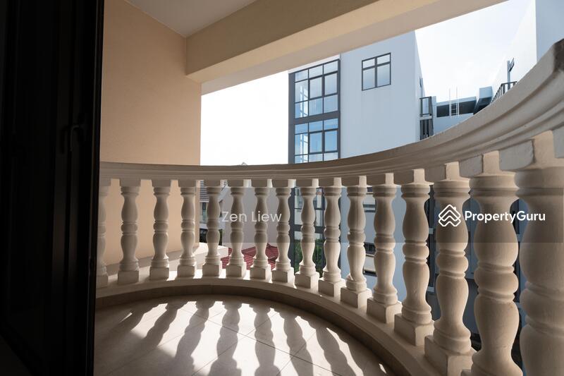 Condominium for Sale: D19, 548943