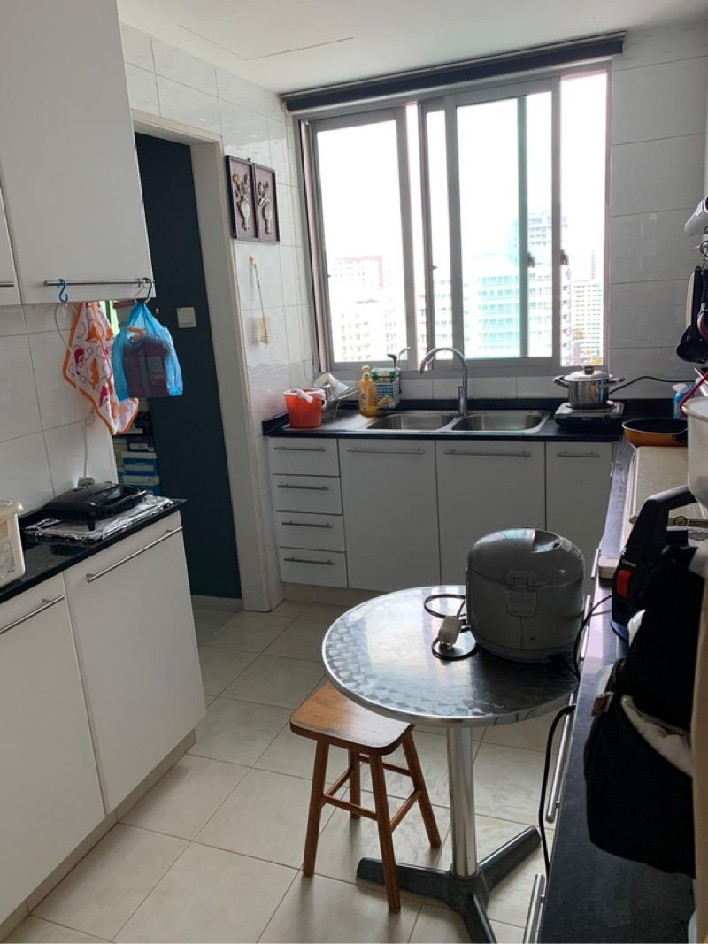 Condominium for Sale, Scenic Heights Condominium For Sale, $2,350,000, 3 Bed 3 Bath 1,292 sqft $1,819.00 psf, SGD 2,350,000 | Freehold