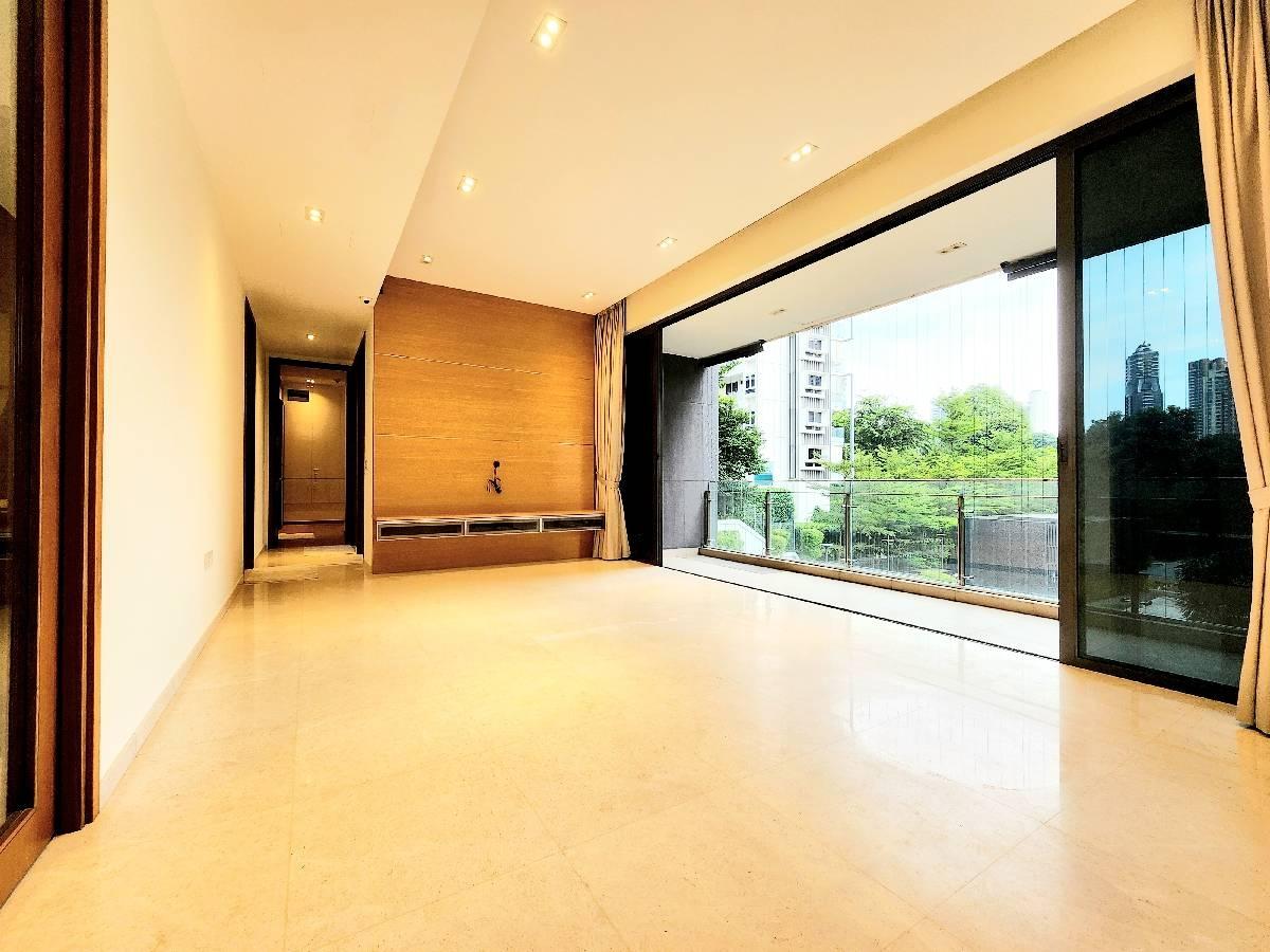 Prop-GPT: Condominium: D10  One Balmoral