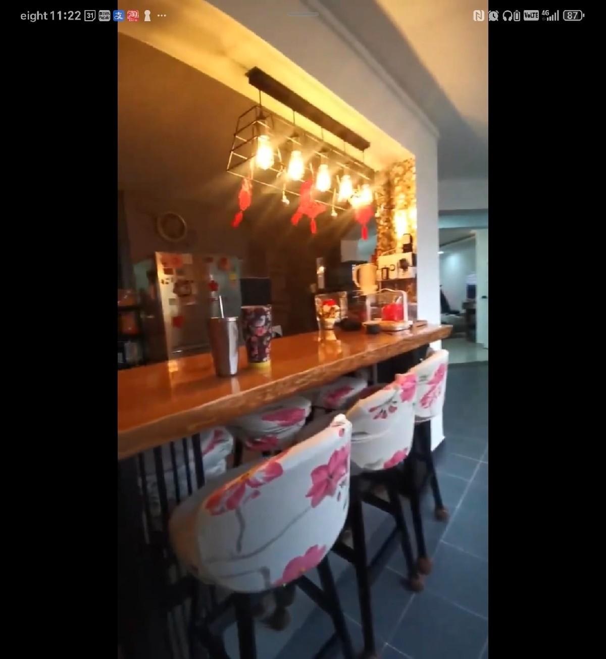 102 Bukit Batok West Avenue 6 HDB Apartment For Sale, $800,000, 3 Bed 3 Bath 1,615 sqft $495.00 psf