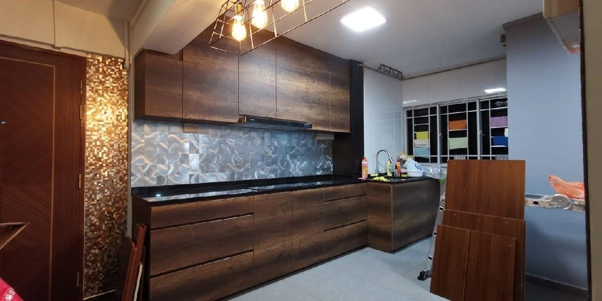 102 Bukit Batok West Avenue 6 HDB Apartment For Sale, $800,000, 3 Bed 3 Bath 1,615 sqft $495.00 psf