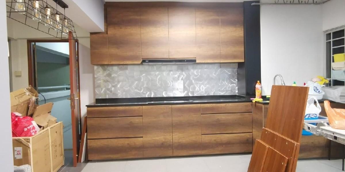 102 Bukit Batok West Avenue 6 HDB Apartment For Sale, $800,000, 3 Bed 3 Bath 1,615 sqft $495.00 psf