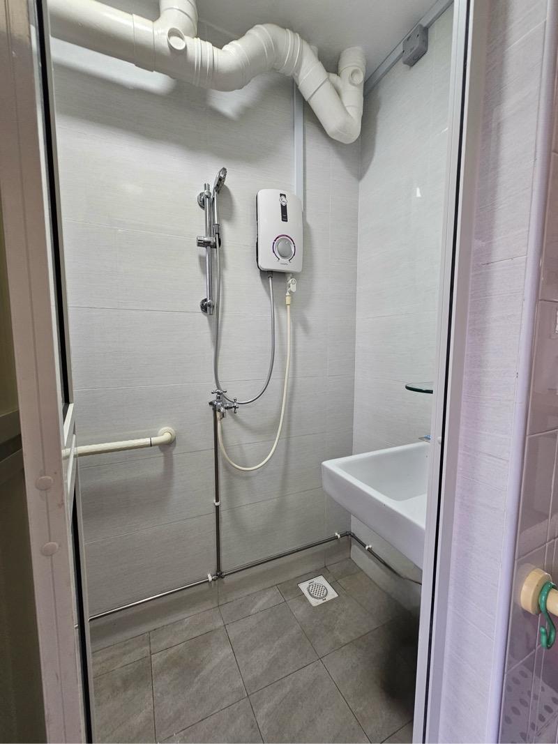 HDB Apartment for Sale, 352 Yishun Ring Road HDB Apartment For Sale, $998,000, 3 Bed 3 Bath 150 sqft $6,653.00 psf, SGD 998,000 | 99-year Leasehold
