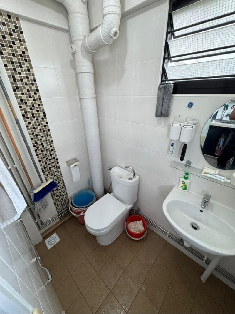 HDB Apartment for Sale, 456 Tampines Street 42 HDB Apartment For Sale, $588,000, 3 Bed 2 Bath 904 sqft $650.00 psf, SGD 588,000 | 99-year Leasehold
