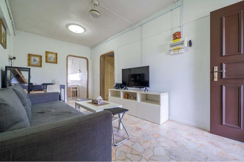HDB Apartment for Sale, 149 Silat Avenue HDB Apartment For Sale, $450,000, 2 Bed 2 Bath 64 sqft $7,031.00 psf, SGD 450,000