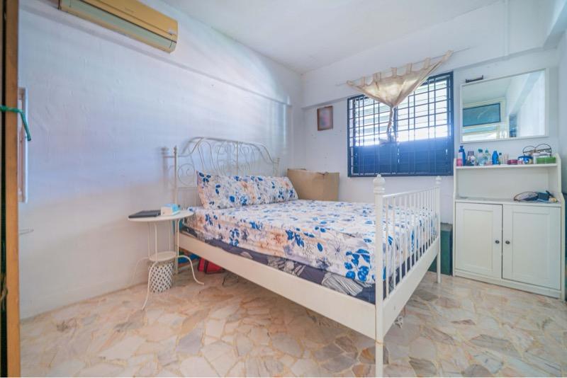 HDB Apartment for Sale, 149 Silat Avenue HDB Apartment For Sale, $450,000, 2 Bed 2 Bath 64 sqft $7,031.00 psf, SGD 450,000
