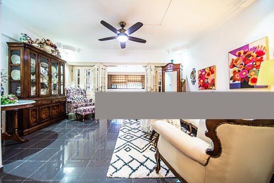 HDB Apartment for Sale, 320 Woodlands Street 32 HDB Apartment For Sale, $1,100,000, 3 Bed 2 Bath 1,679 sqft $655.00 psf, SGD 1,100,000 | 99-year Leasehold