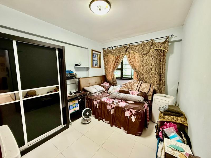 HDB Apartment for Sale. 