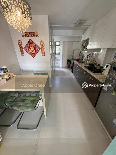 HDB Flat for Sale, 98 Lorong 1 Toa Payoh, SGD 450,000 | 99-year lease