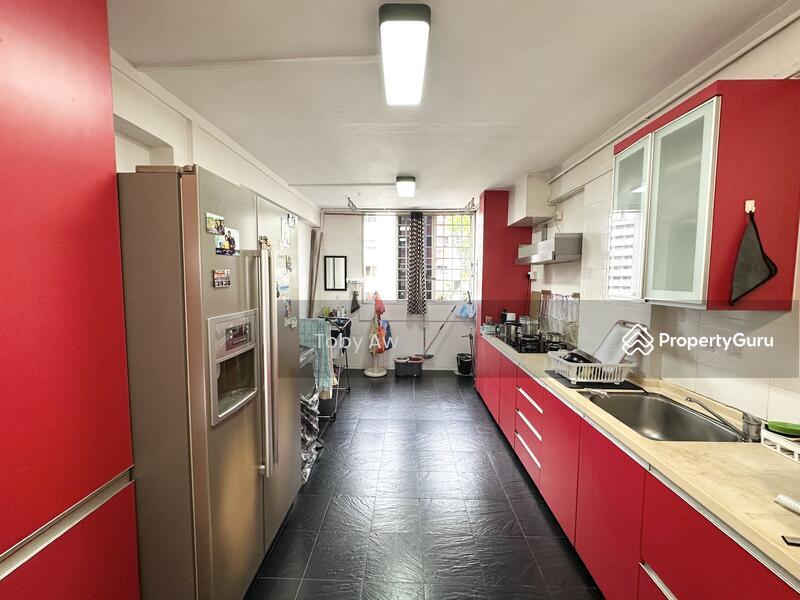 HDB Flat for Sale, 631 Hougang Avenue 8, SGD 420,000 | 99-year lease