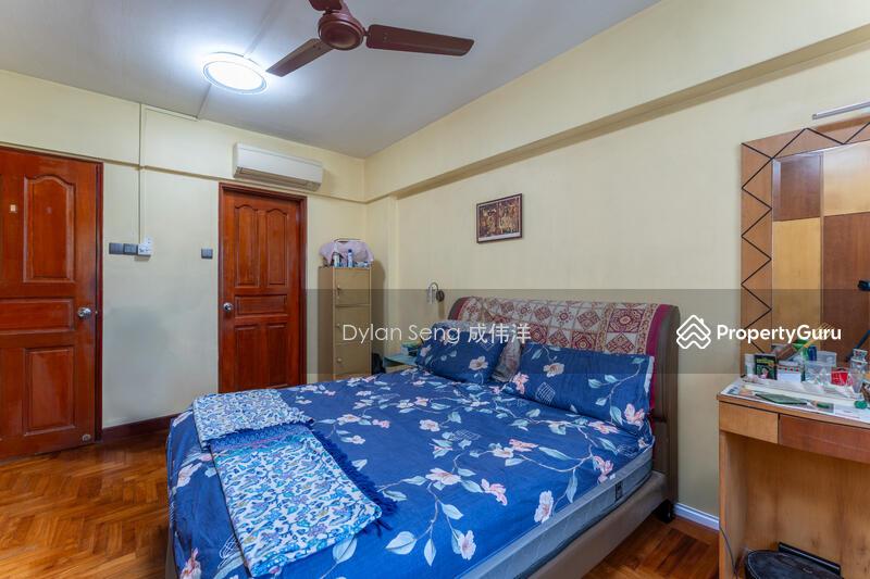 Apartment for Sale: D18, 529945